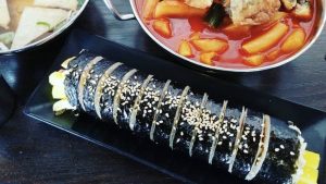 kimbap with topokki